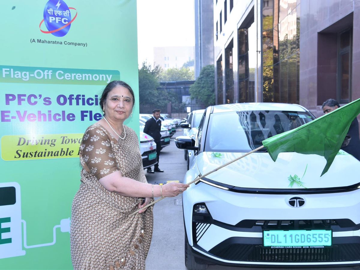 PFC CMD Parminder Chopra flags off E-Vehicle Fleet